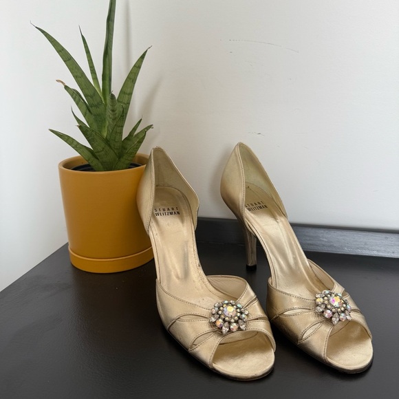 Stuart Weitzman metallic gold peep-toe crystal jewel heels - size 6.5 - Picture 4 of 8